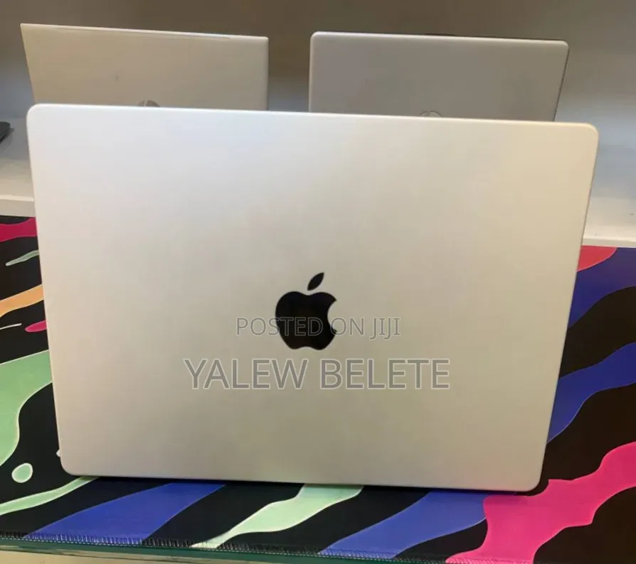 New Laptop Apple MacBook Pro 2021 M1 16GB Apple M1 Pro SSD 512GB