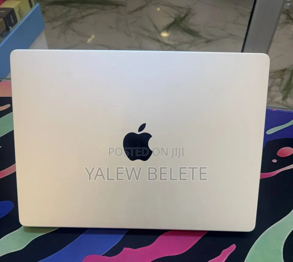 New Laptop Apple MacBook Pro 2021 M1 16GB Apple M1 Pro SSD 512GB