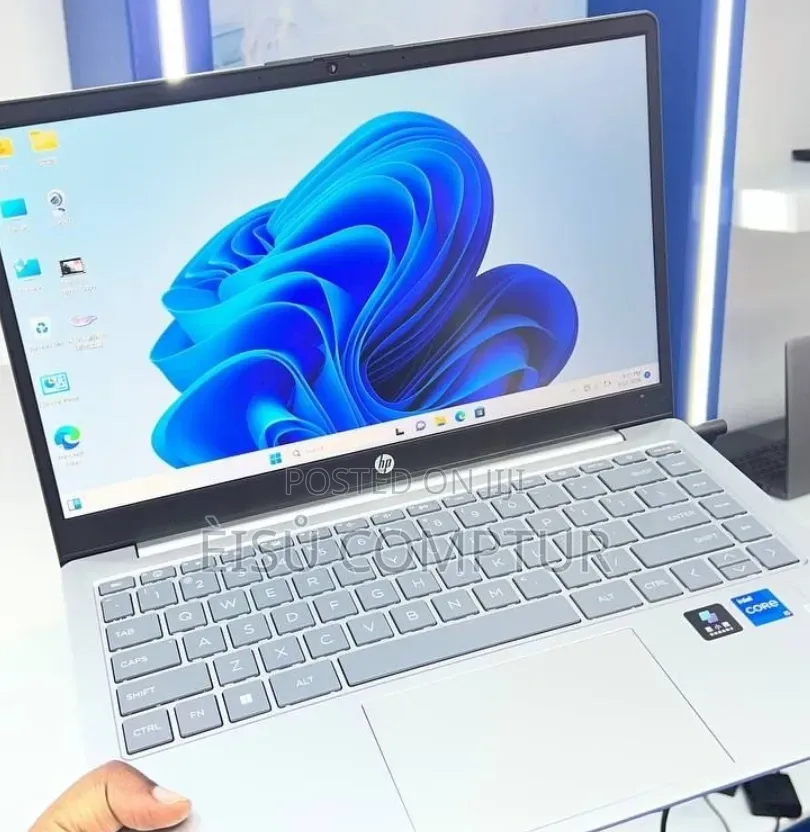 New Laptop HP Stream Notebook 16GB Intel Core i5 SSD 1T