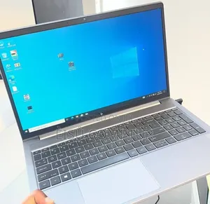 New Laptop HP ZBook Firefly G8 16GB Intel Core i7 SSD 512GB
