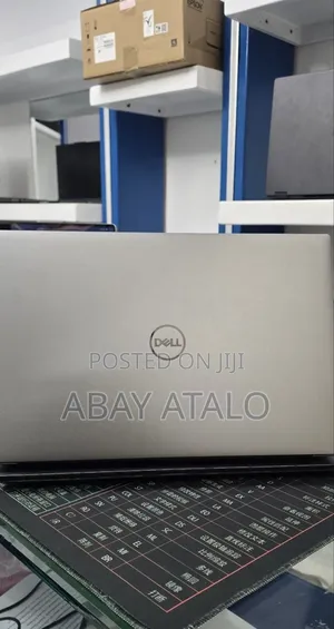 New Laptop Dell Precision 5560 16GB Intel Core i7 SSD 512GB
