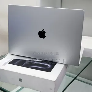 New Laptop Apple MacBook 48GB SSD 2T