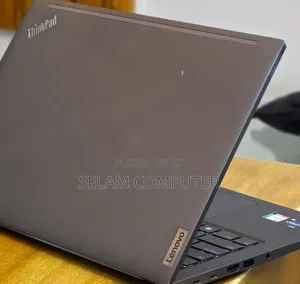 New Laptop Lenovo ThinkPad T14 32GB Intel Core i7 SSD 512GB