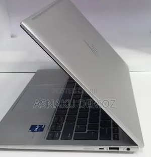 New Laptop HP EliteBook 830 G9 16GB Intel Core i5 SSD 512GB
