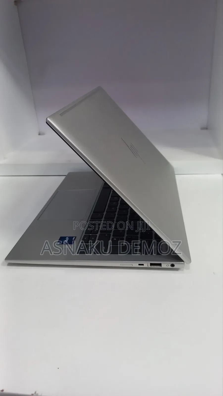 New Laptop HP EliteBook 830 G9 16GB Intel Core i5 SSD 512GB