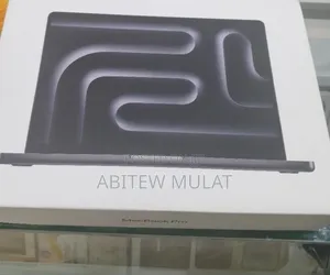 New Laptop Apple MacBook Pro 2025 M5 24GB Apple M5 SSD 1T