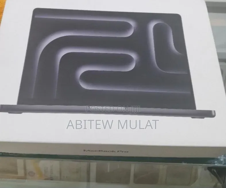New Laptop Apple MacBook Pro 2025 M5 24GB Apple M5 SSD 1T