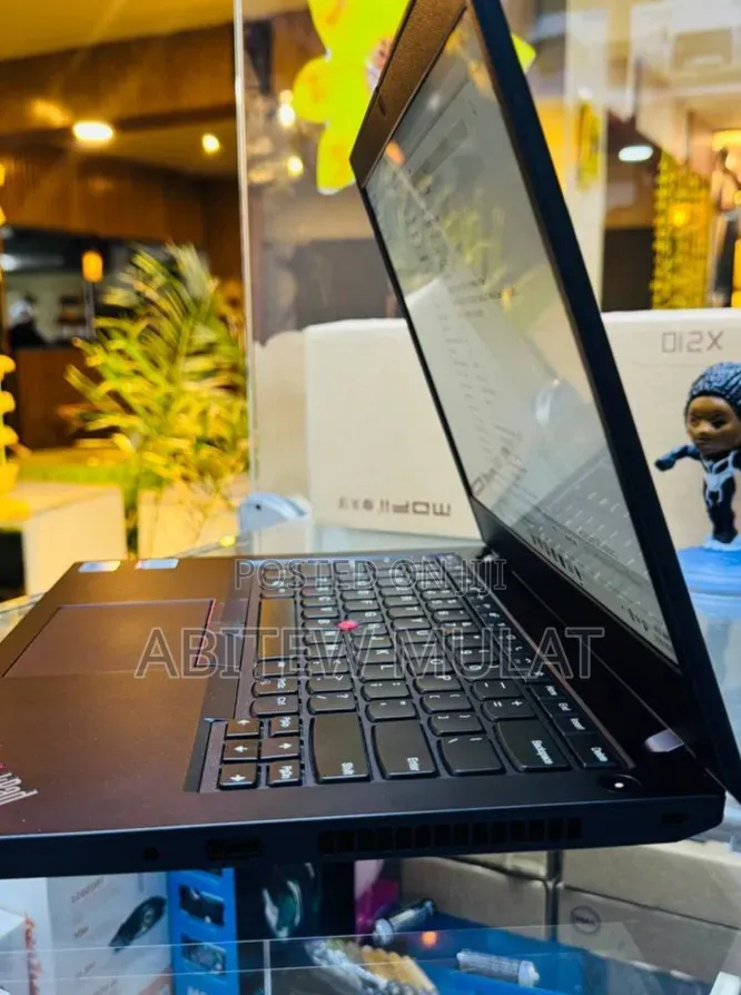 New Laptop Lenovo ThinkPad T14 G1 8GB Intel Core i5 SSD 256GB