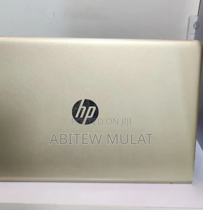 New Laptop HP Pavilion 15 8GB Intel Core i5 HDD 1T