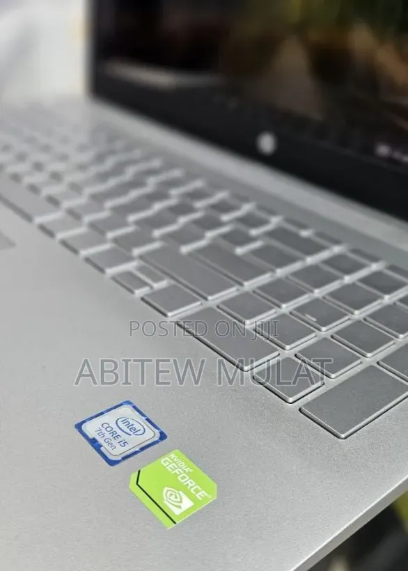 New Laptop HP Pavilion 15 8GB Intel Core i5 HDD 1T