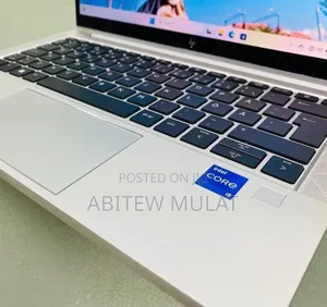 New Laptop HP EliteBook 830 G8 16GB Intel Core i5 SSD 512GB