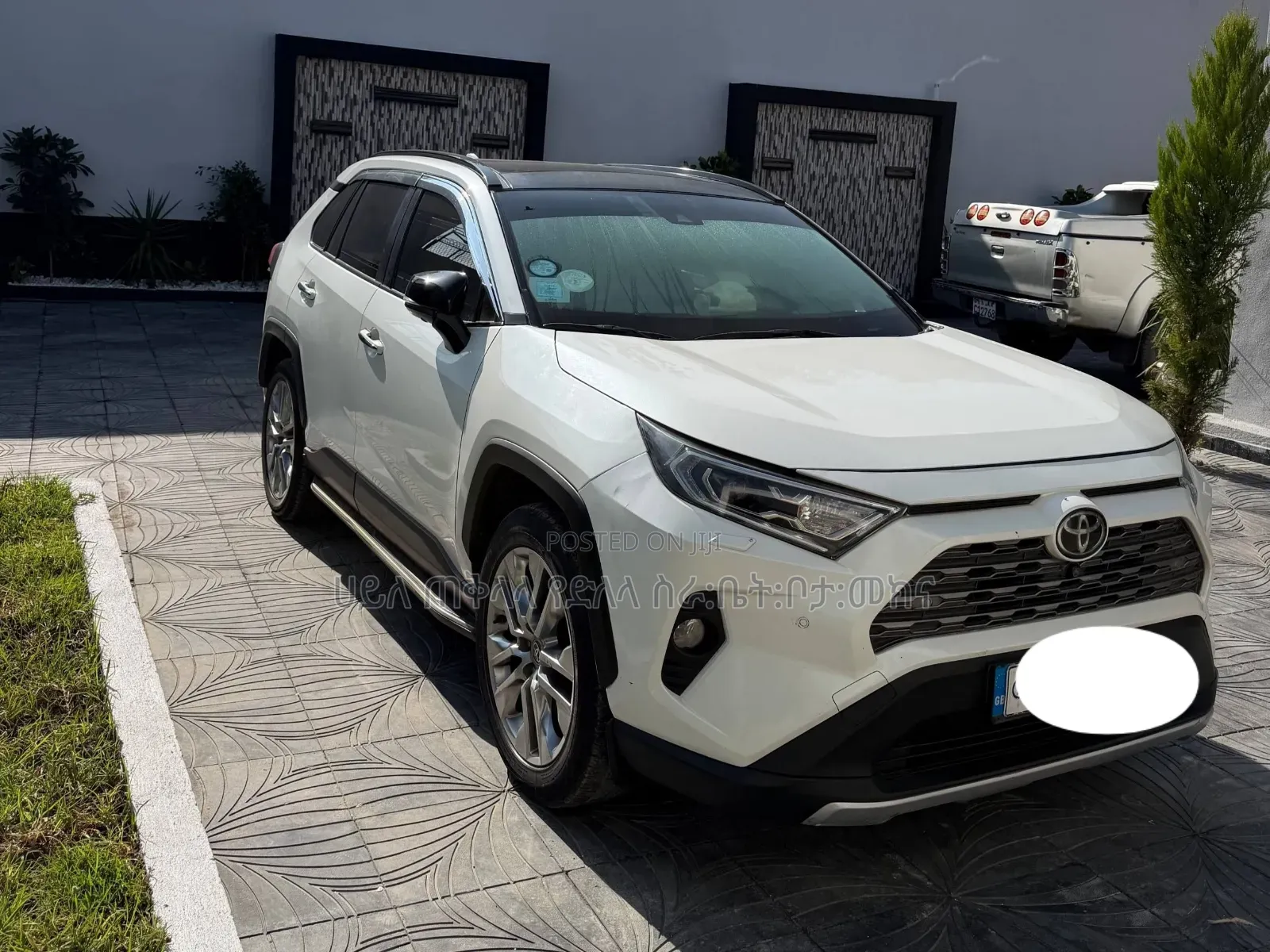 Toyota RAV4 2021 Off white
