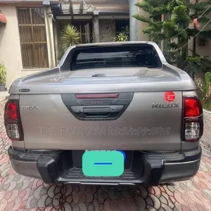 Toyota Hilux 2021 Pink