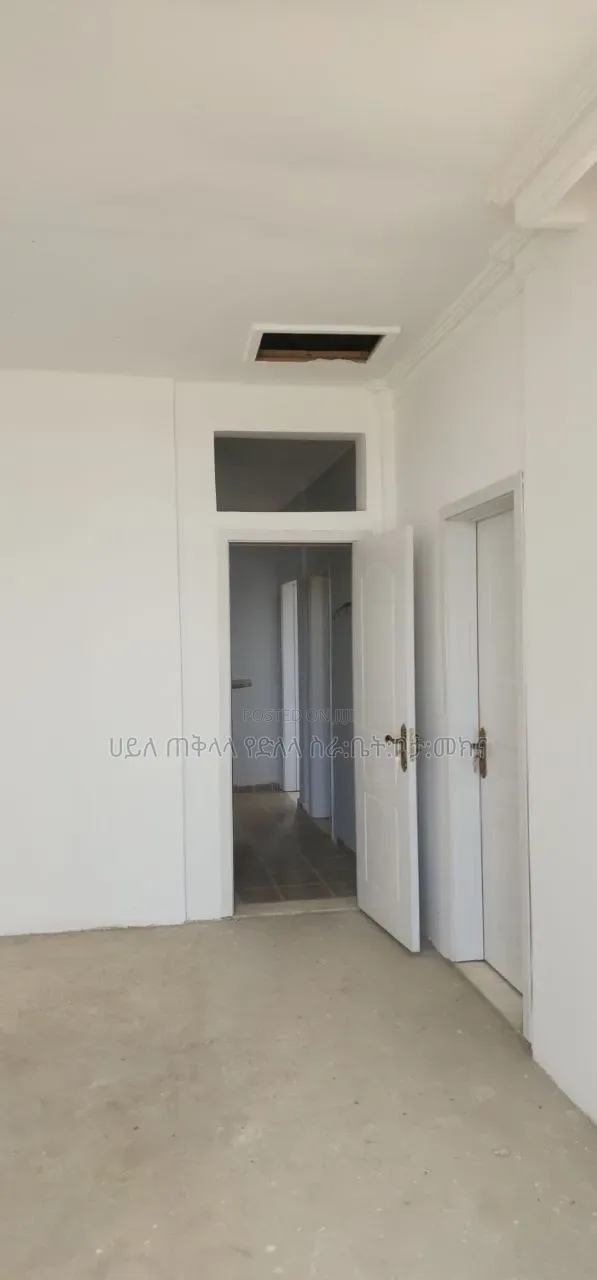 Furnished 5bdrm Townhouse/Terrace for sale