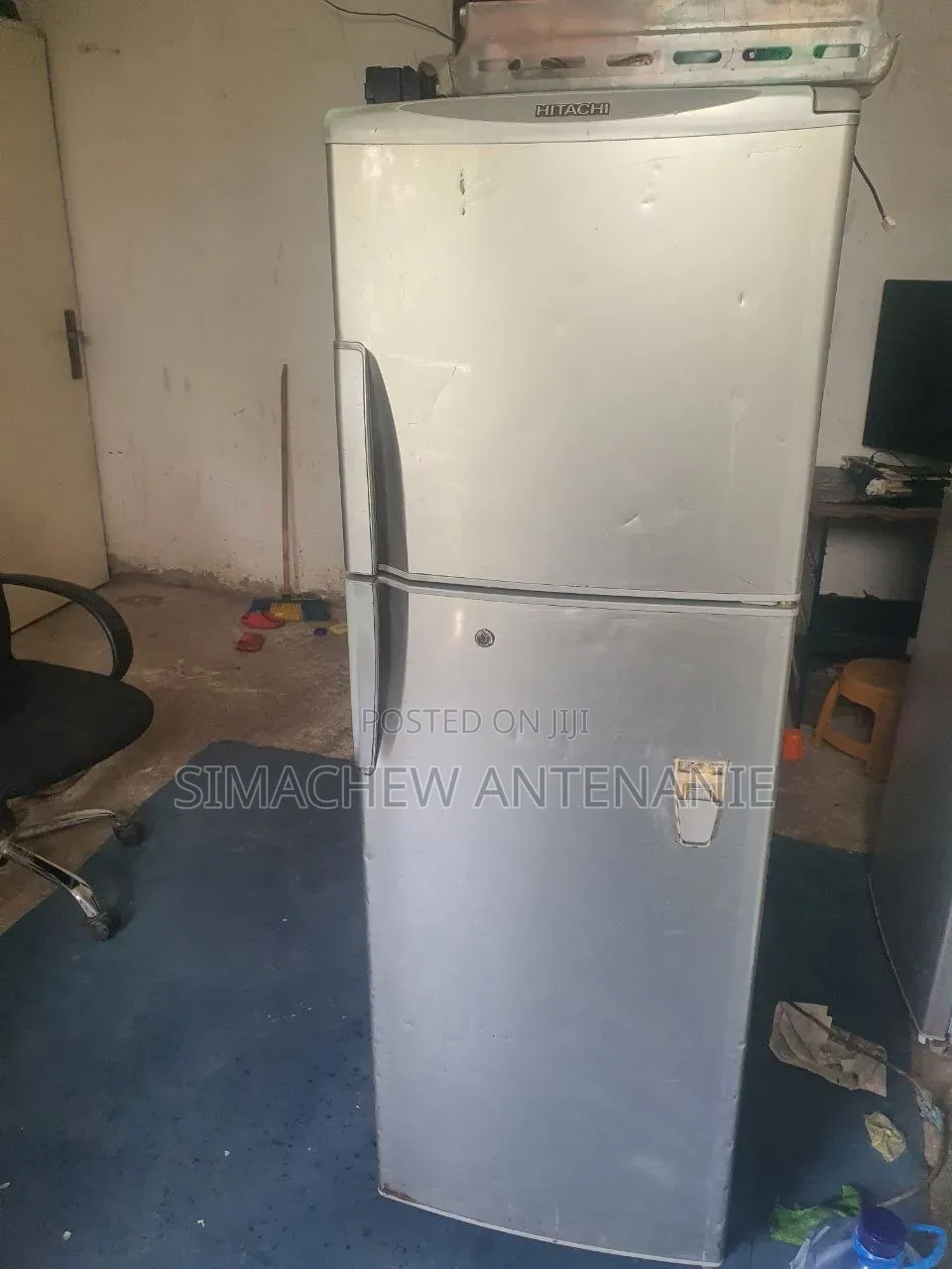 Refrigerator