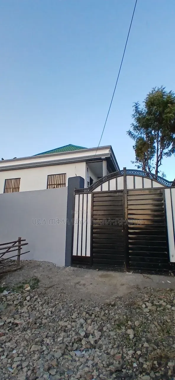 Furnished 5bdrm Villa in Sheger Legetafo Area, Oromia-Finfinne for sale