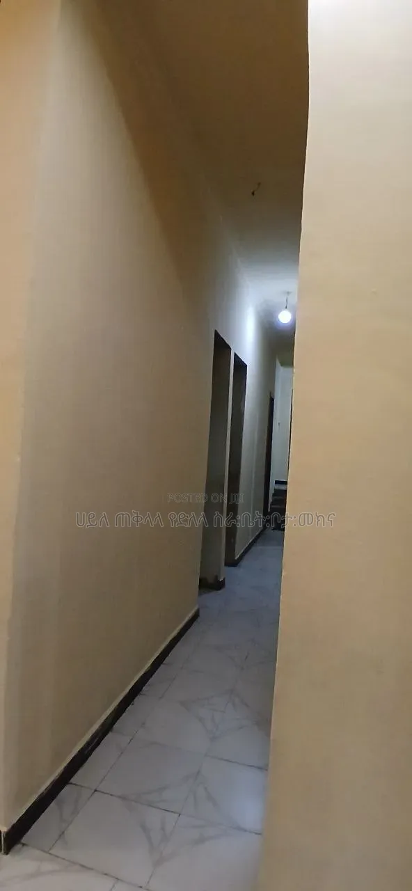 Furnished 5bdrm Villa in Sheger Legetafo Area, Oromia-Finfinne for sale