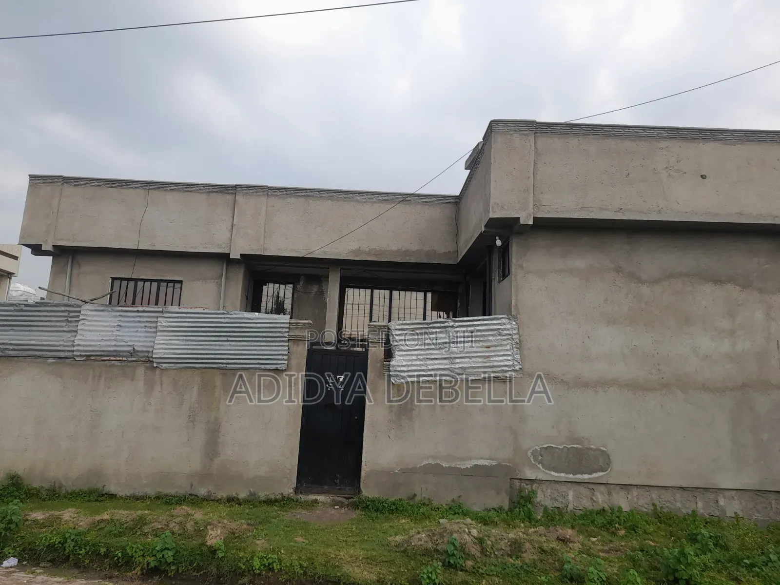 5bdrm House in Gelan, Akaky Kaliti for sale