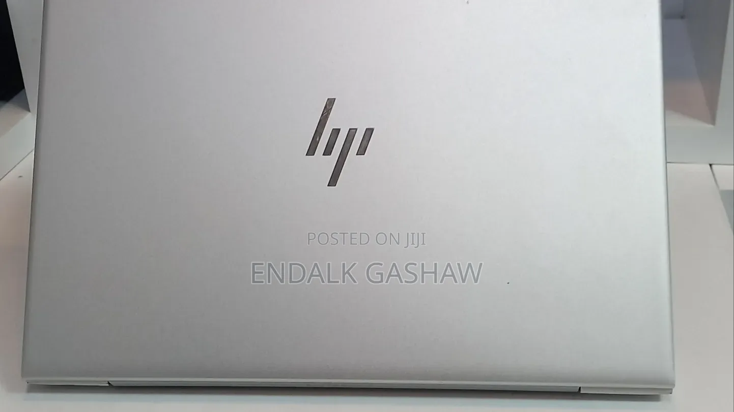 New Laptop HP EliteBook 830 G5 8GB Intel Core i7 SSD 512GB