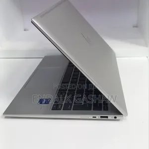 New Laptop HP EliteBook 830 G9 16GB Intel Core i5 SSD 512GB