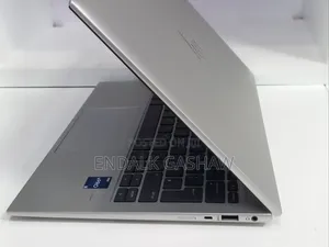 New Laptop HP EliteBook 830 G9 16GB Intel Core i5 SSD 512GB