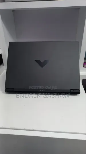 New Laptop HP Victus 16 16GB Intel Core i7 SSD 512GB