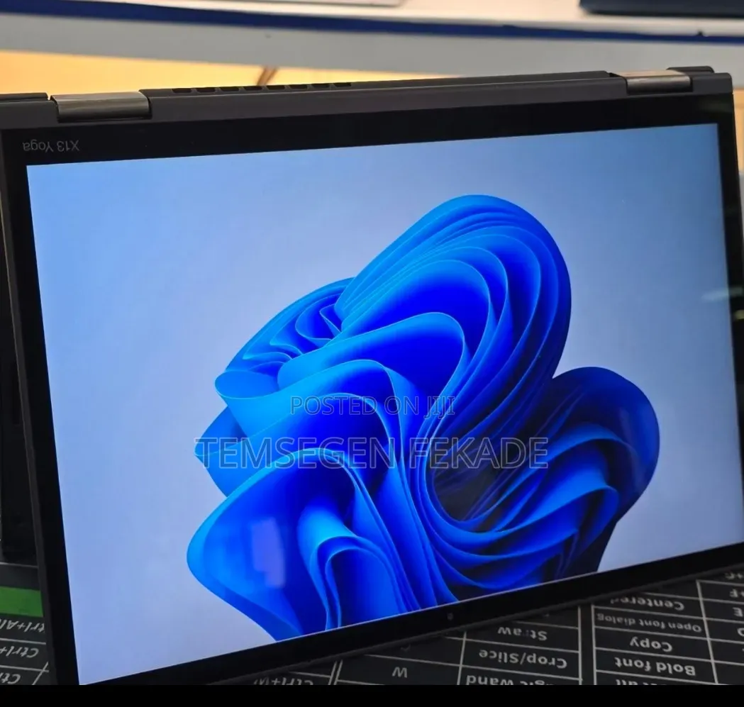 New Laptop Lenovo ThinkPad x13 Yoga 16GB Intel Core i5 SSD 512GB