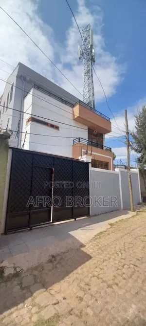 Furnished 6bdrm House in Lafto Mebrat for sale