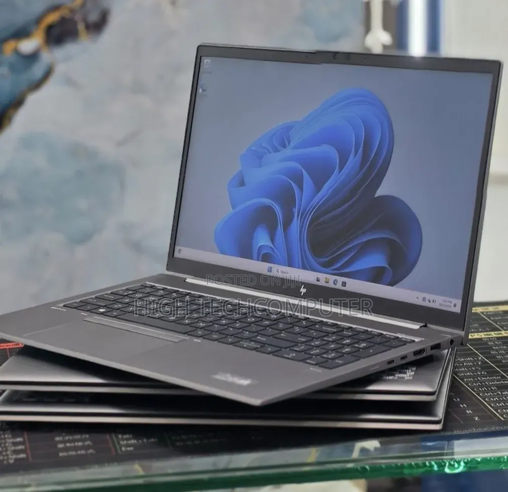New Laptop HP ZBook Power G7 16GB Intel Core i5 SSD 512GB