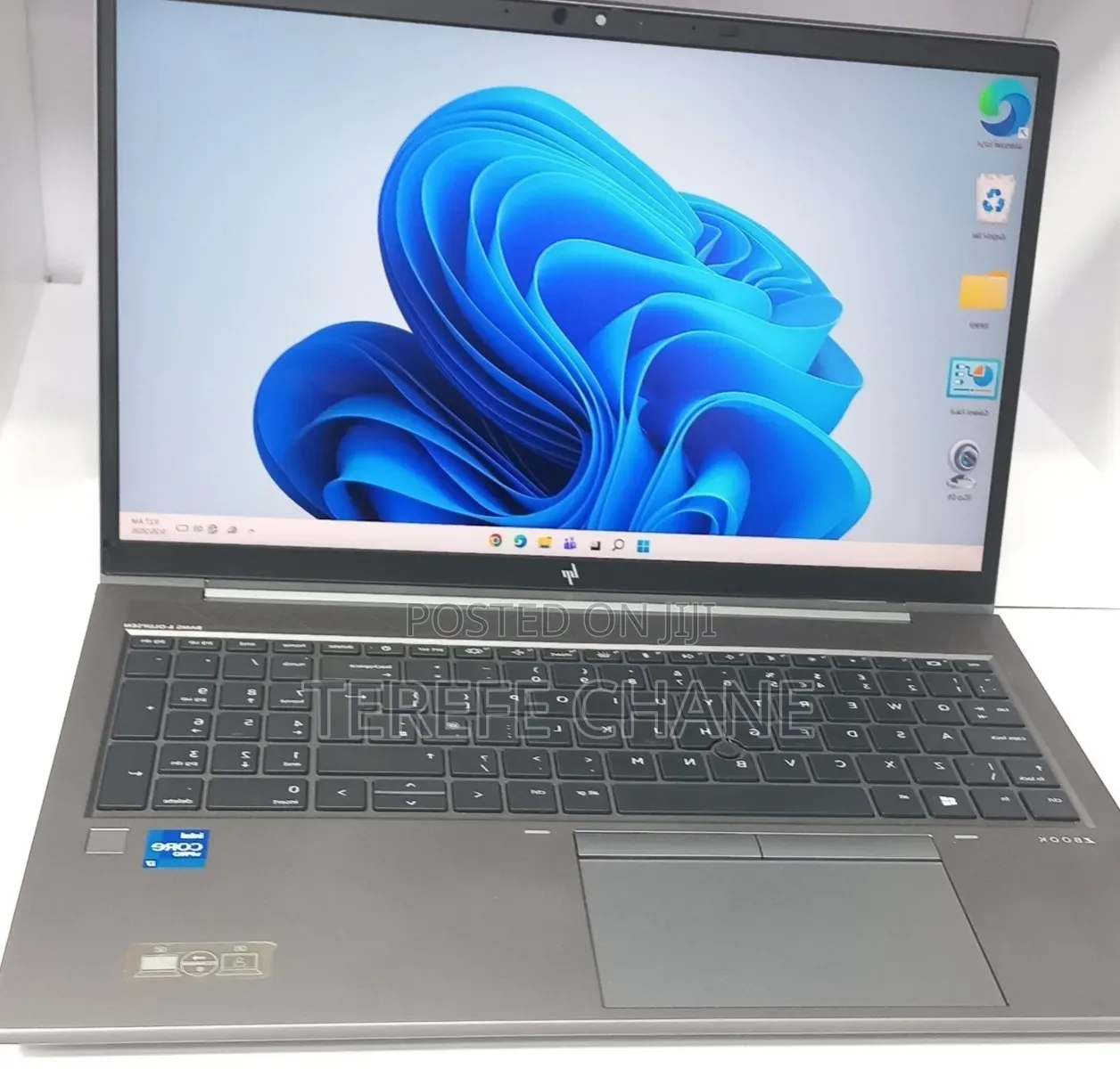 New Laptop HP ZBook Firefly G8 16GB Intel Core i7 SSD 512GB