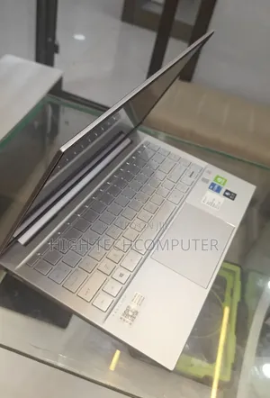 New Laptop HP 16GB Intel Core i5 SSD 512GB