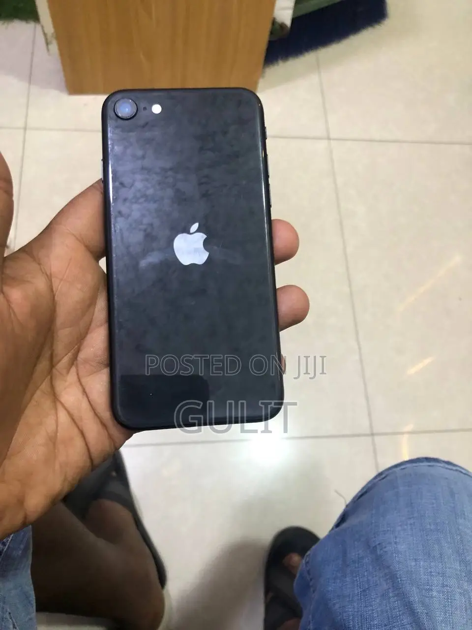 Apple iPhone SE (2020) 128 GB Black
