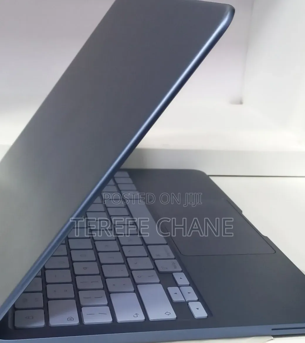 New Laptop Apple MacBook Neo 2026 8GB SSD 256GB