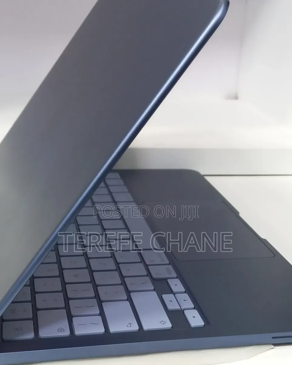 New Laptop Apple MacBook Neo 2026 8GB SSD 256GB