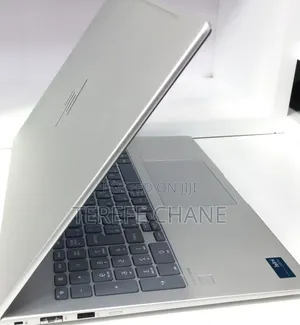 New Laptop HP EliteBook 660 G11 16GB Intel Core Ultra 7 SSD 512GB