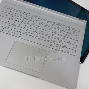 New Laptop Microsoft Surface Book 2 16GB Intel Core i7 SSD 512GB