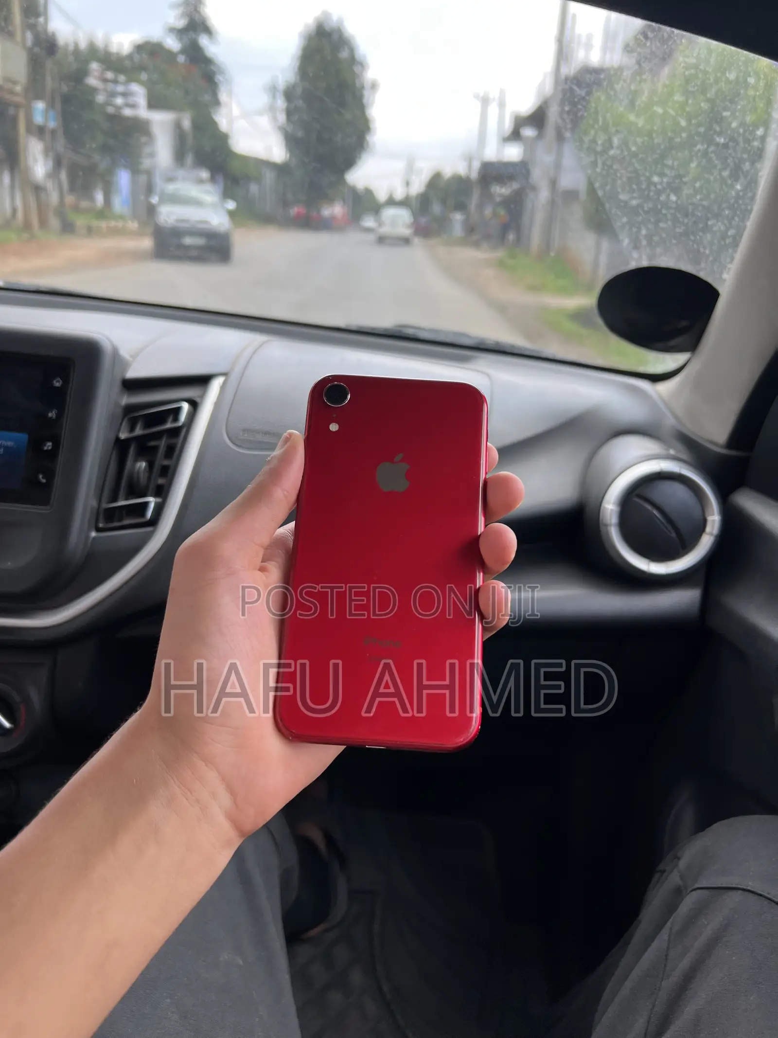 Apple iPhone XR 64 GB Red