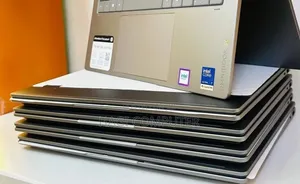 New Laptop HP OmniBook 5 Flip 16GB Intel Core Ultra 7 SSD 1T