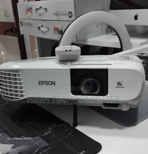 BRAND NEW EPSON Projector 
Has Remote 
Model Name: EB-