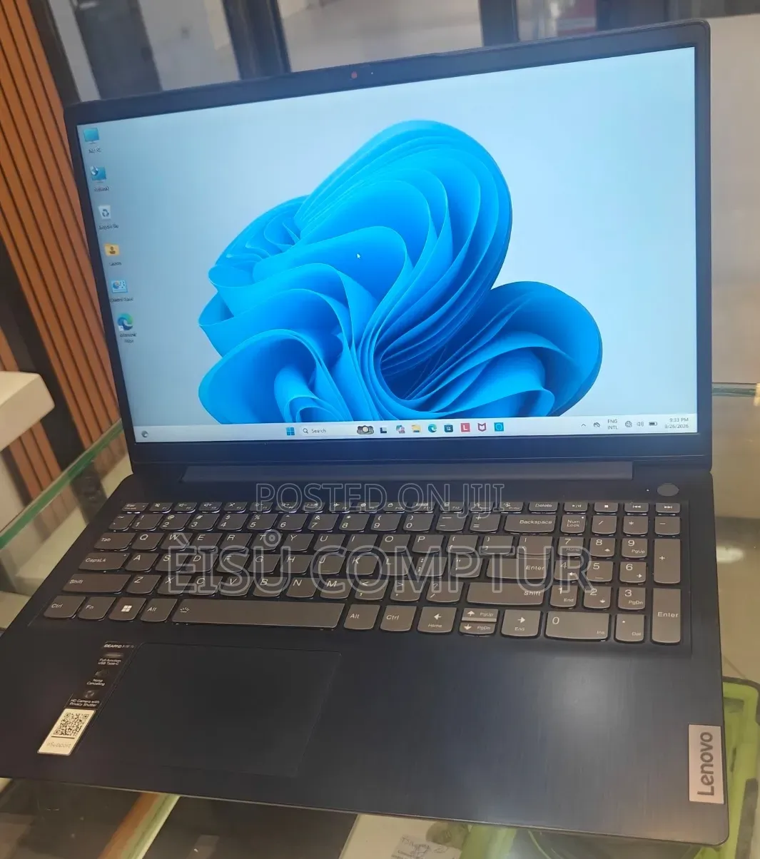 New Laptop Lenovo IdeaPad Z380 8GB Intel Core i5 SSD 512GB