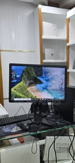 New Desktop Computer Dell OptiPlex 3020 4GB Intel Core i3 SSD 500GB