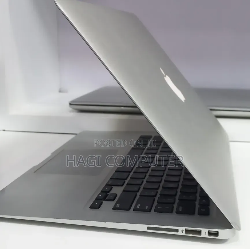 New Laptop Apple MacBook Air 2017 8GB Intel Core i7 SSD 128GB