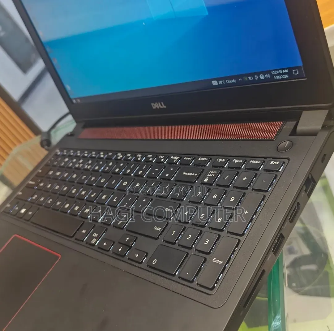 New Laptop Dell Inspiron 16 5620 8GB Intel Core i7 HDD+SSD 256GB