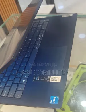 New Laptop Lenovo Ideapad 3 8GB Intel Core i5 SSD 512GB