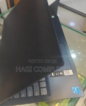 New Laptop Lenovo Ideapad 3 8GB Intel Core i5 SSD 512GB