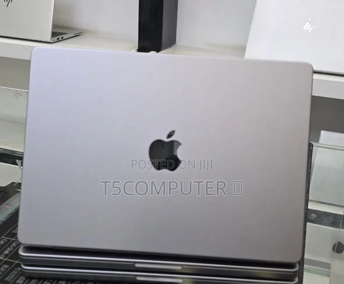 New Laptop Apple MacBook Pro 2021 M1 16GB Apple M1 Pro SSD 512GB