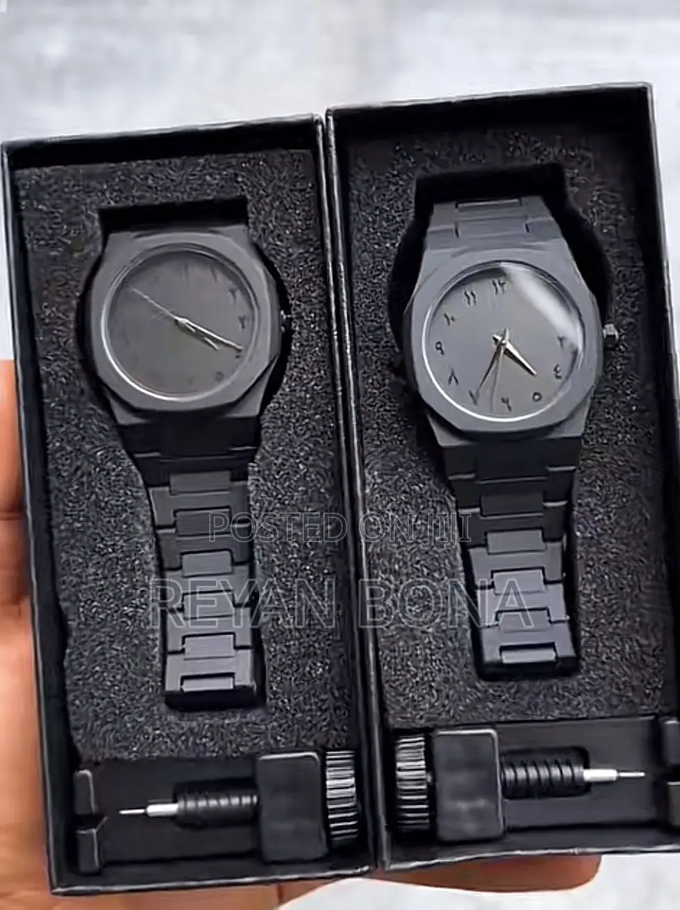 Arabic Watch
