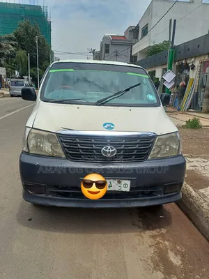 Toyota HiAce 2008 White