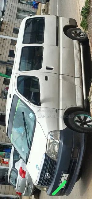 Toyota HiAce 2008 White