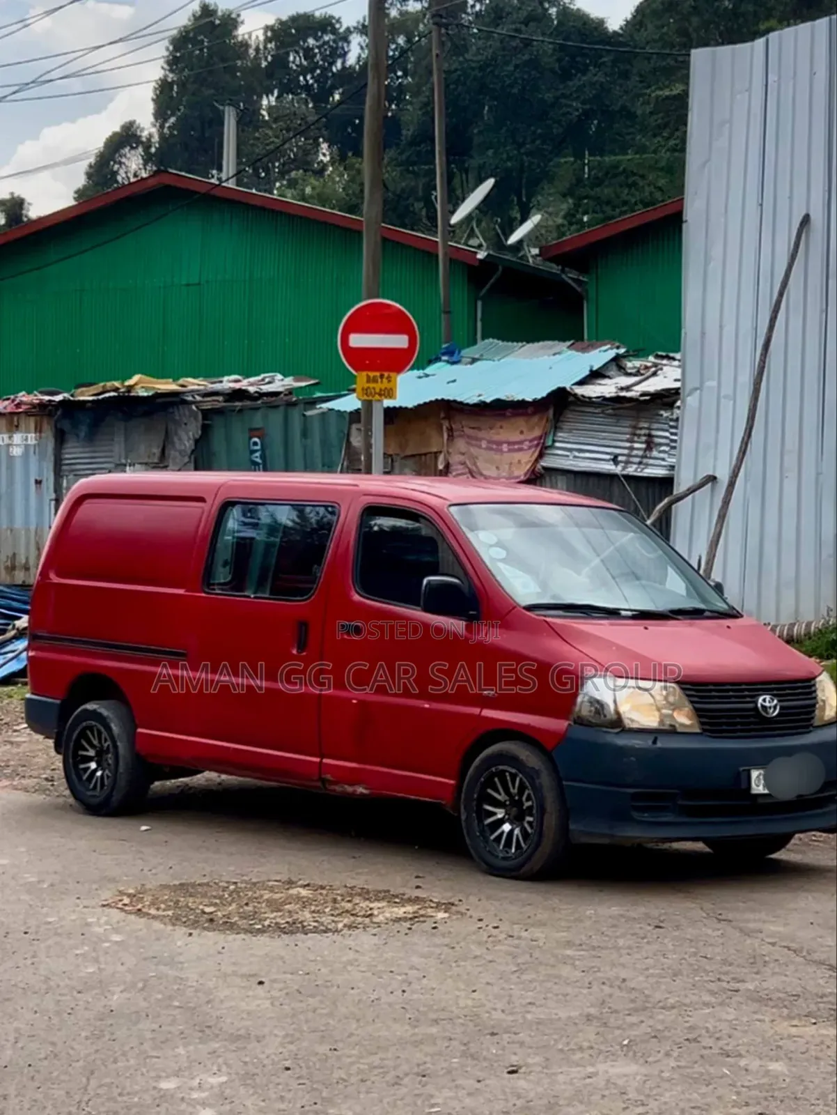 Toyota HiAce 2008 Red
